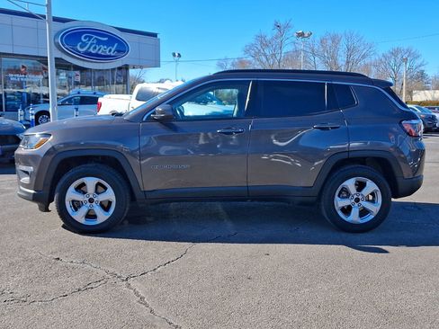 Used 2020 Jeep Compass Latitude w/ Cold Weather Group image 4
