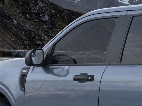 New 2025 Ford Maverick XLT w/ Equipment Group 302A image 21