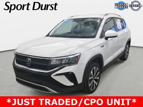 Used 2023 Volkswagen Taos SE image 1