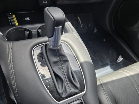 Certified 2025 Honda HR-V EX-L image 19