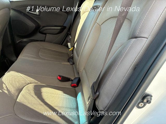 Used 2015 Hyundai Tucson Limited w/ Option Group 03 FWD image 5