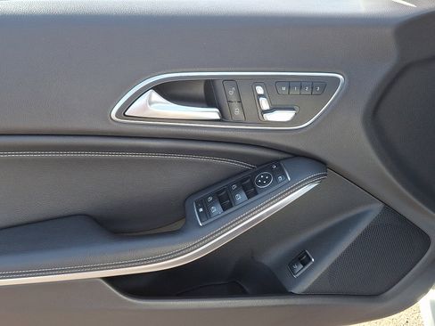 Used 2019 Mercedes-Benz CLA 250 4MATIC image 12