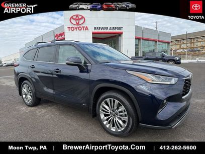 New 2026 Toyota Highlander Platinum