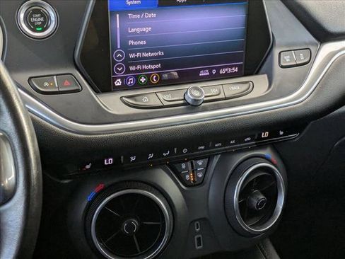 Used 2020 Chevrolet Blazer LT image 12