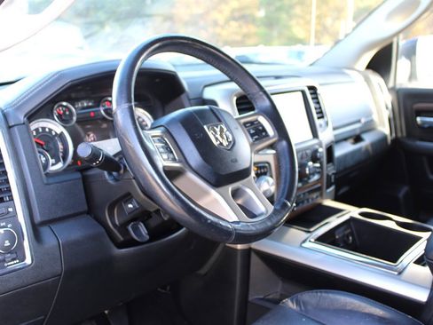 Used 2014 RAM 1500 Laramie w/ Convenience Group image 16