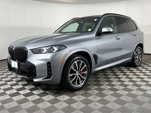 Certified 2024 BMW X5 xDrive40i w/ M Sport Package AWD/4WD image 19