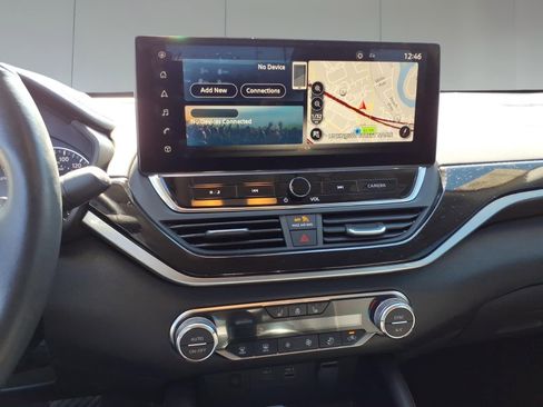 Used 2023 Nissan Altima 2.0 SR image 18