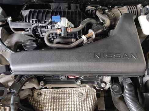 Used 2020 Nissan Rogue SV FWD image 30