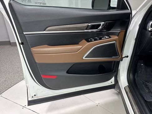 Used 2020 Kia Telluride SX w/ SX Prestige Package image 12
