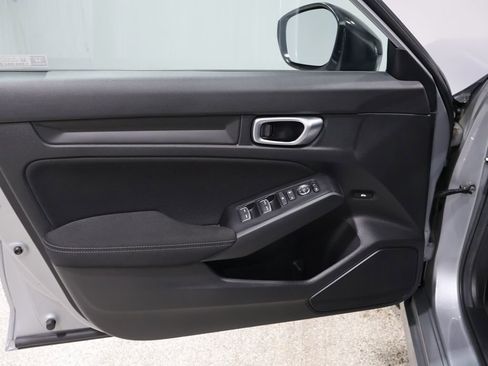 Used 2024 Honda Civic Sport image 12