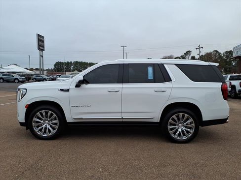 Certified 2023 GMC Yukon Denali image 1