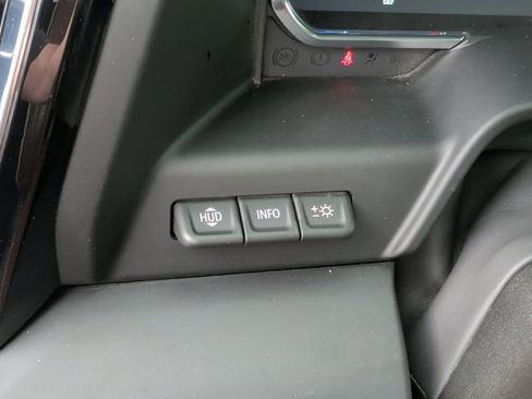Used 2024 GMC Sierra 2500 Denali Ultimate AWD/4WD image 16
