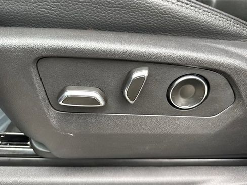 Used 2025 GMC Sierra 2500 Denali image 13