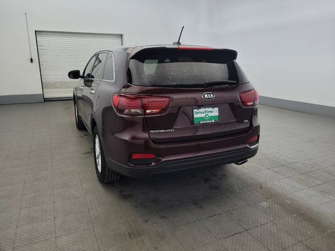 Used 2019 Kia Sorento AWD image 6