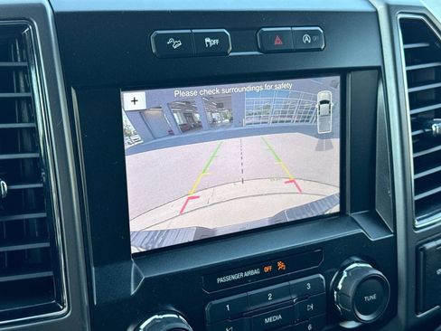 Used 2019 Ford F150 XLT w/ Equipment Group 302A Luxury AWD/4WD image 35