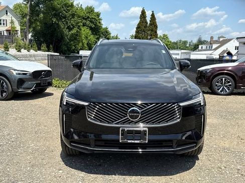 Used 2026 Volvo XC90 B6 Plus w/ Protection Package Premier AWD/4WD image 6