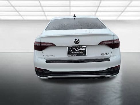 Used 2022 Volkswagen Jetta Sport image 27