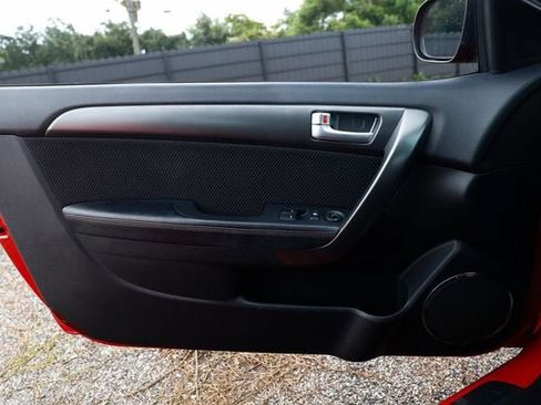 Used 2011 Kia Forte Koup SX FWD image 41