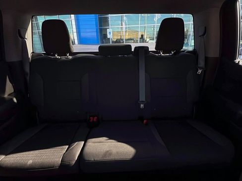 Used 2022 Chevrolet Silverado 1500 Custom image 12