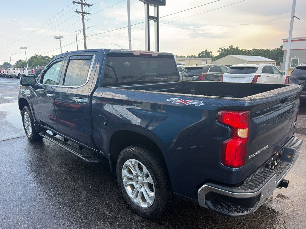 Used 2023 Chevrolet Silverado 1500 LTZ AWD/4WD image 5