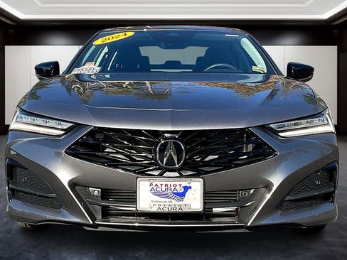 Used 2024 Acura TLX w/ Technology Package image 3