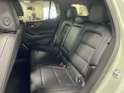 Used 2025 Chevrolet Equinox LT w/ Convenience Package II AWD/4WD image 23