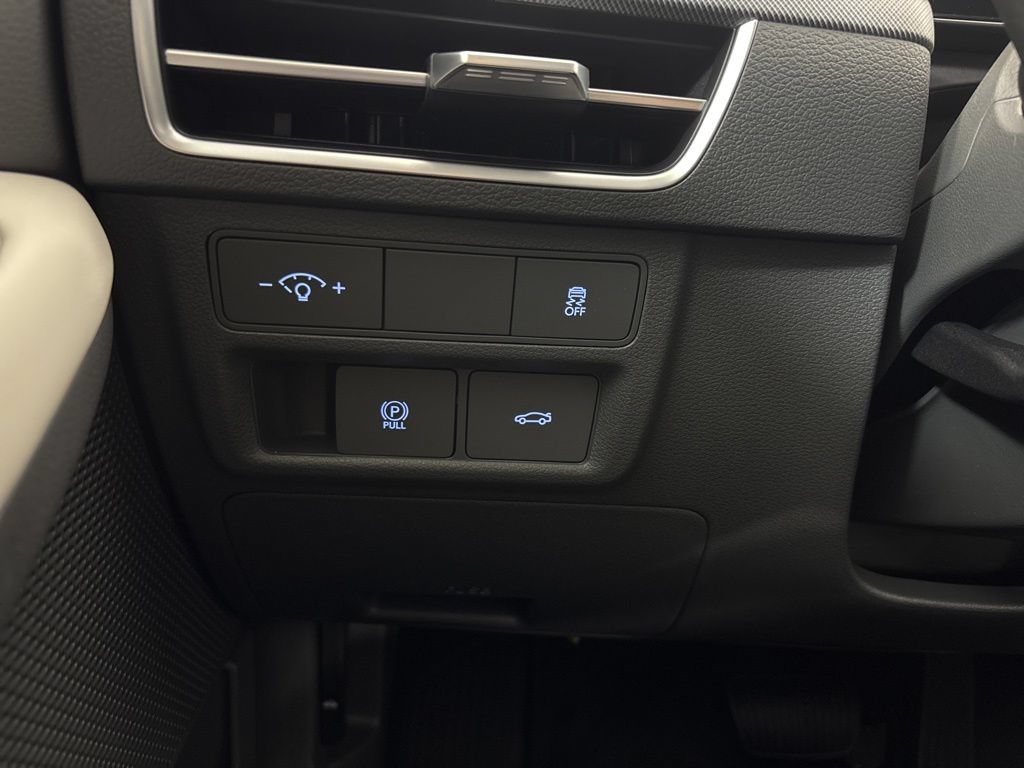 New 2026 Hyundai Sonata SEL FWD image 36
