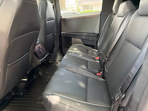 Used 2025 Tesla Cybertruck AWD Crew Cab image 20