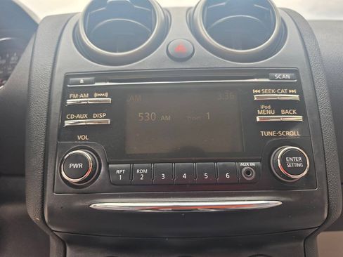 Used 2015 Nissan Rogue S w/ Convenience Package FWD image 37