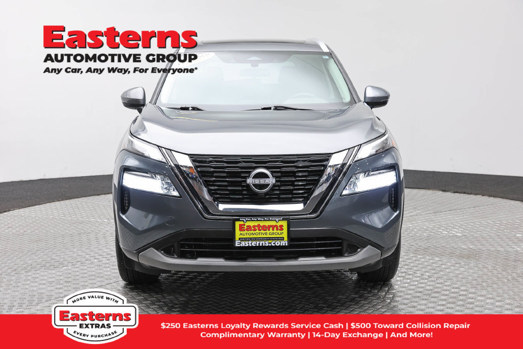 Used 2023 Nissan Rogue SV w/ SV Premium Package AWD/4WD image 3