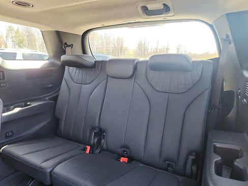 Used 2024 Hyundai Palisade Limited AWD/4WD image 29