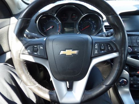 Used 2013 Chevrolet Cruze LTZ w/ Enhanced Safety Package FWD image 13