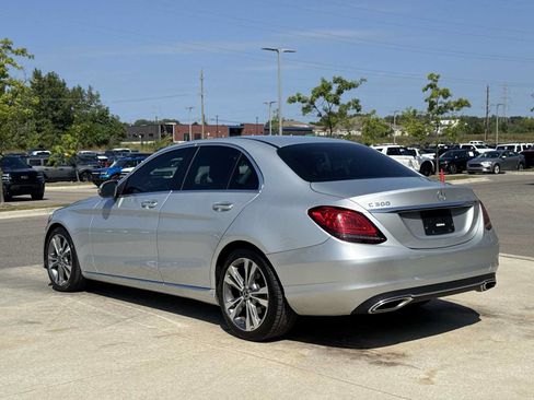 Used 2020 Mercedes-Benz C 300 Sedan image 4