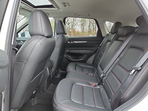 New 2025 MAZDA CX-5 Carbon Edition image 8