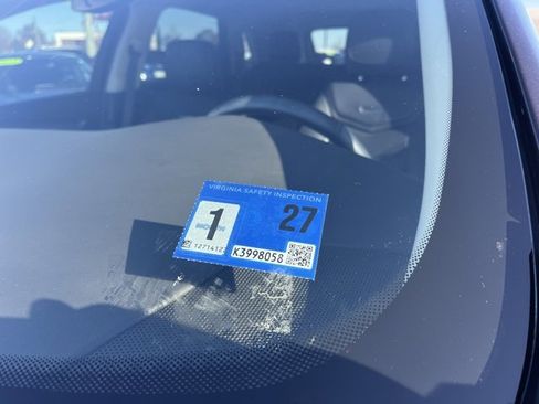 Used 2018 Cadillac XT5 Luxury w/ Driver Awareness Package image 27