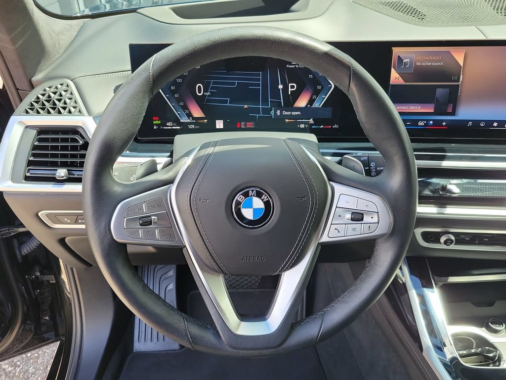 Used 2024 BMW X7 xDrive40i w/ Executive Package AWD/4WD image 20