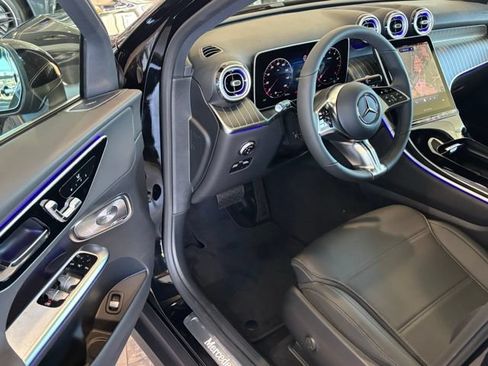 Used 2026 Mercedes-Benz GLC 300 4MATIC image 12