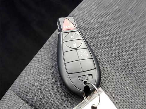 Used 2012 Jeep Grand Cherokee Laredo image 23