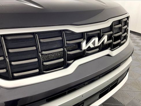 Used 2025 Kia Telluride S AWD/4WD image 33