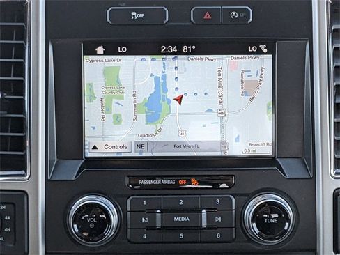 Used 2017 Ford F150 Lariat w/ Equipment Group 502A Luxury image 15