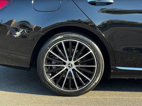 Used 2020 Mercedes-Benz C 300 Sedan image 6