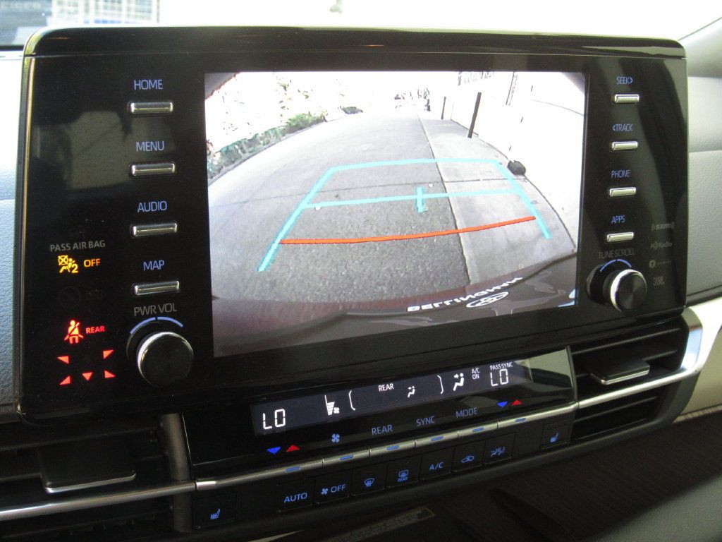 Certified 2023 Toyota Sienna XLE w/ XLE Plus Package AWD/4WD image 41