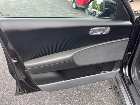 Used 2024 Hyundai Ioniq 6 SE RWD image 18
