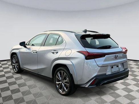 Used 2024 Lexus UX 250h F Sport AWD/4WD image 4