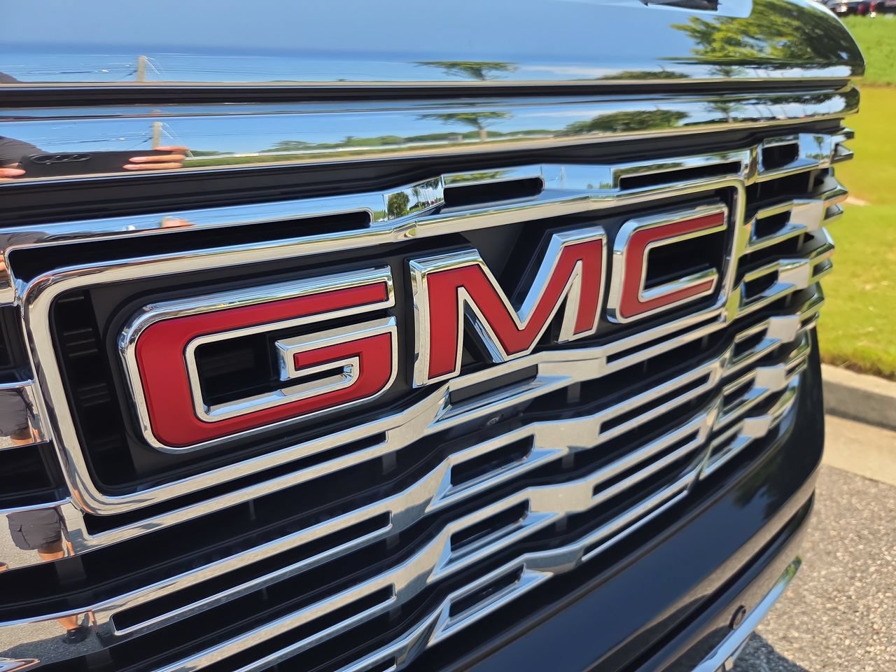 Used 2026 GMC Sierra 1500 Denali AWD/4WD image 32