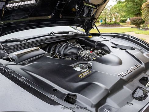 Used 2011 Maserati GranTurismo S RWD image 18