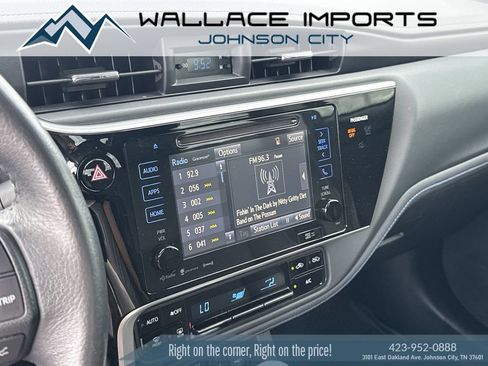 Used 2017 Toyota Corolla XSE FWD image 24