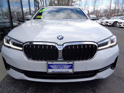 Used 2021 BMW 530i xDrive w/ Convenience Package image 2