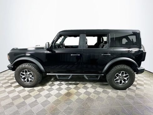 Used 2025 Ford Bronco Badlands image 6