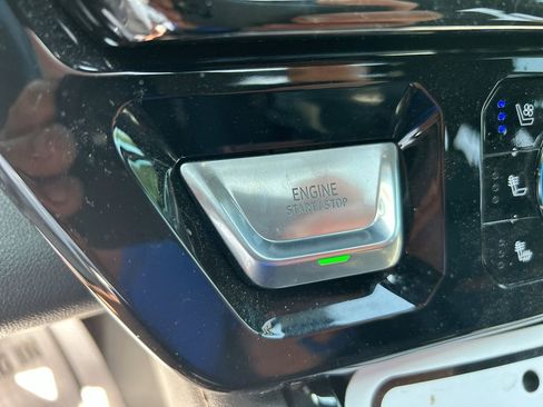 Used 2025 GMC Sierra 1500 AT4 w/ AT4 Premium Package AWD/4WD image 20